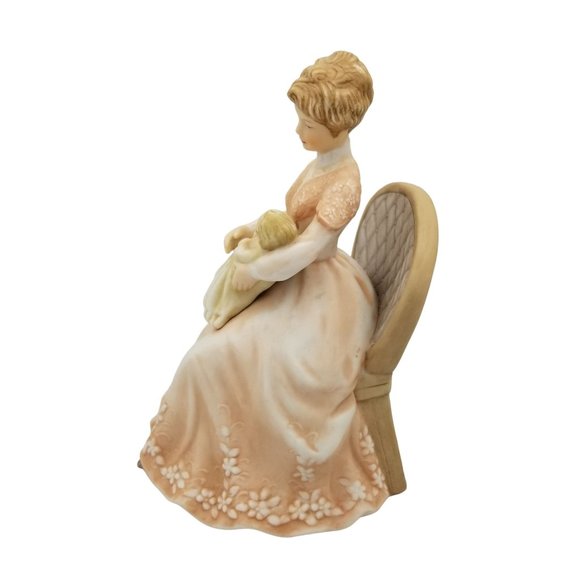 Vintage 1981 Enesco Treasured Memories A Mothers Love Figurine Mother and Child - Picture 4 of 8